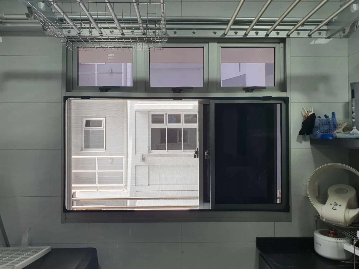 278A Compassvale Bow Magnetic Insect Screen